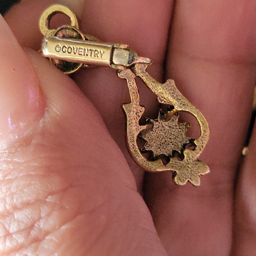 Earrings - Picture 2 of 5